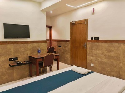 Deluxe Room 6